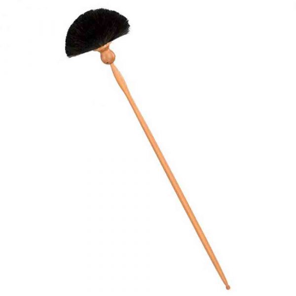 balais poussière bois