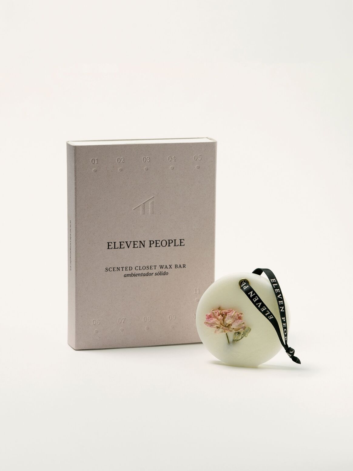 parfum intérieur Eleven People poire, pivoine, patchouli