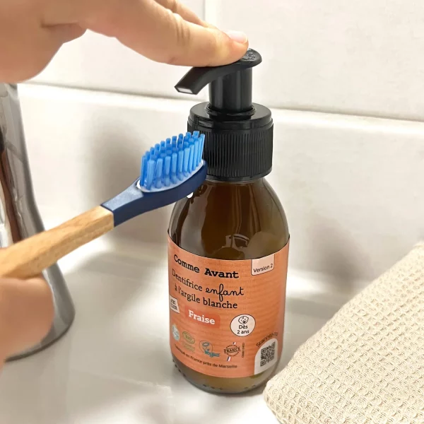dentifrice bio à la fraise pour enfants de chez comme avant