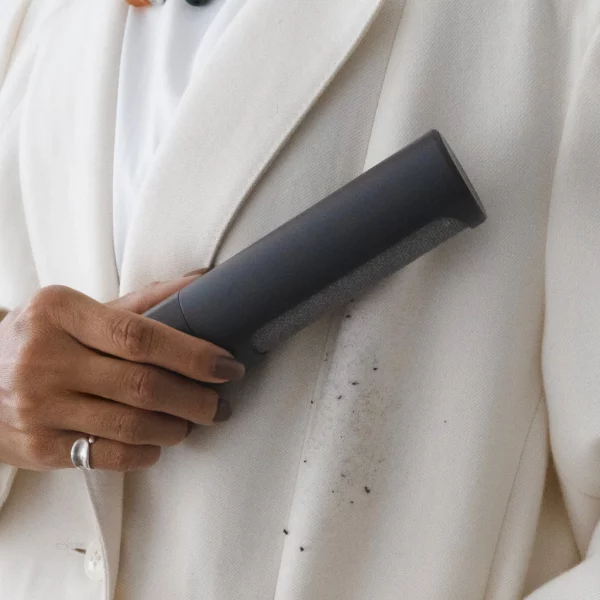 brosse à vêtements anti poils steamery noir