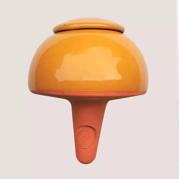 oya en céramique pour arroser les plantes. 20cl. Couleur jaune par Le Vivant