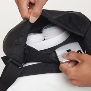 Banane imperméable recyclée noir Got Bag