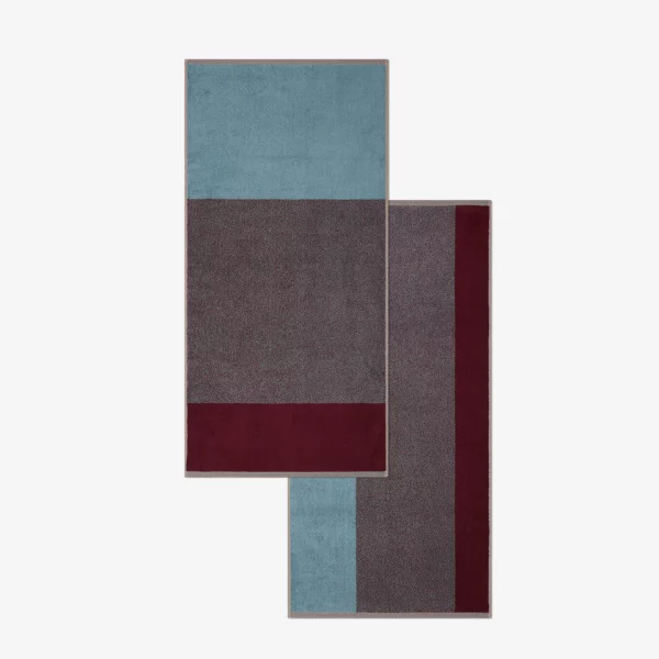 Serviette de bain 50*100 Suite 702. bleu et bordeaux