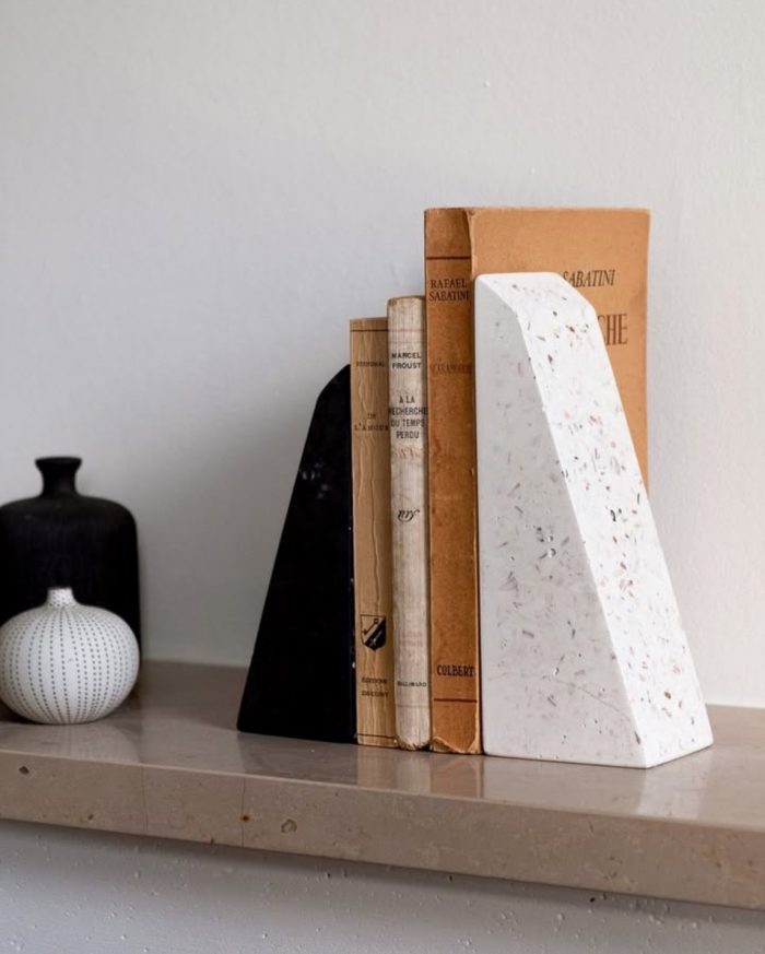 Serre livre 20cm en coquillages recyclés st jacques par Malakio