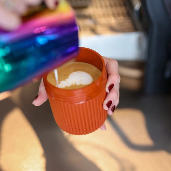 Bini Mug réutilisable en couleur Terracotta