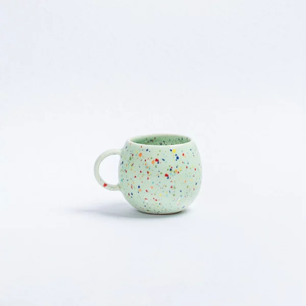 Tasse vert moucheté 250ml faite à la main Egg Back Home