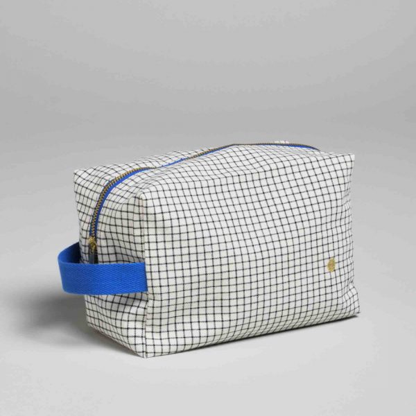 Trousse de toilette rayé noir bleu La Cerise sur le Gateau