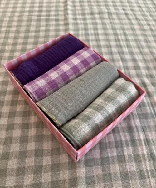 Serviettes de tables gaze de coton vert et violet 40cm - Charmy