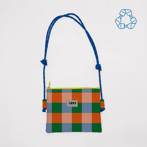 Sacoche banane mini recyclée bleu ciel, orange, vert, par Lori Barcelona