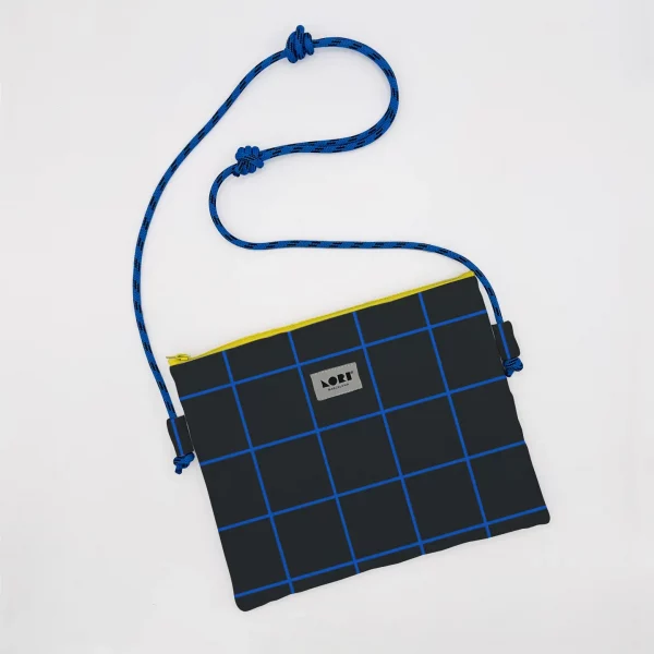 Sacoche banane recyclée noir par Lori Barcelona