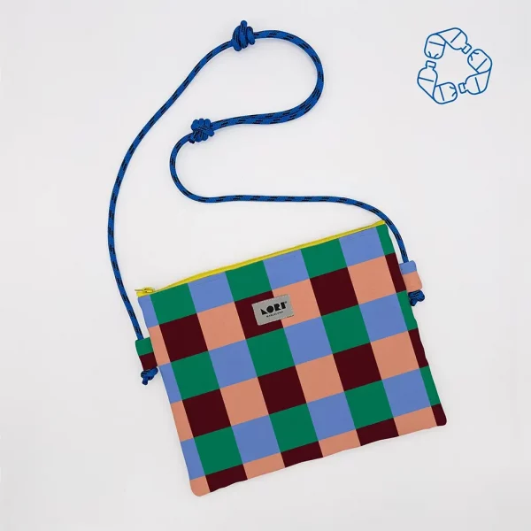 Pochette bandoulière recyclée bleu, vert et marron par Lori Barcelona