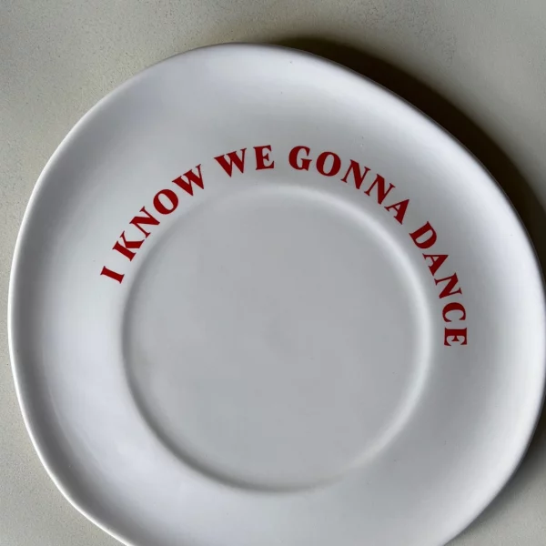 Petite assiette en céramique dance par Sisi house of Style