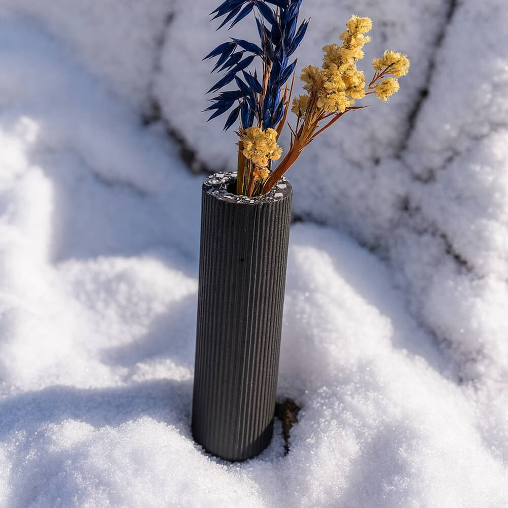 soliflore_colosse_huitre-noir_coquillages_recycles_malakio_hiver_1 soliflore en coquillages recyclés huitre noir par Malakio