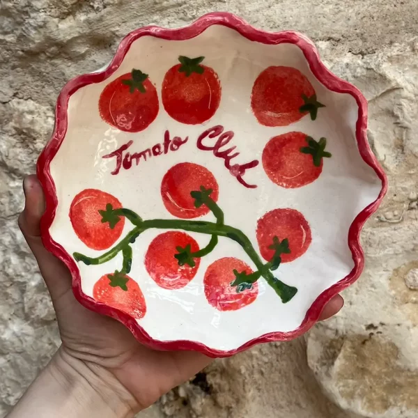 bol ondulé en céramique tomates par Sofia Lembeye