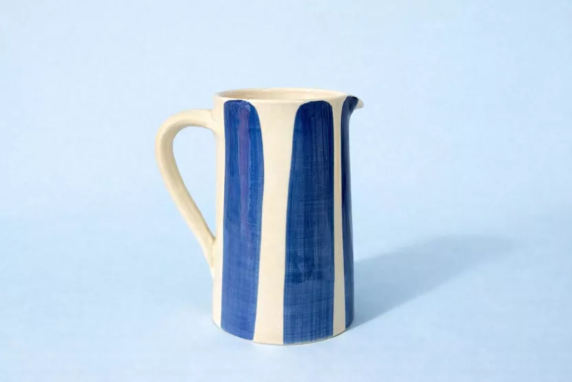 carafe en céramique 1L rayé bleu par Kult