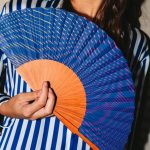 éventail fait main Dancing Waves par A Fan Of