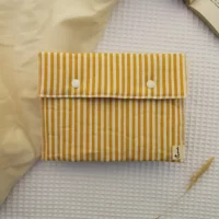 pochette-livre-poche-coton-jaune-vagabondes2.jpg