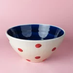 Saladier en céramique motifs tomates par Alfar Tierra Cocida