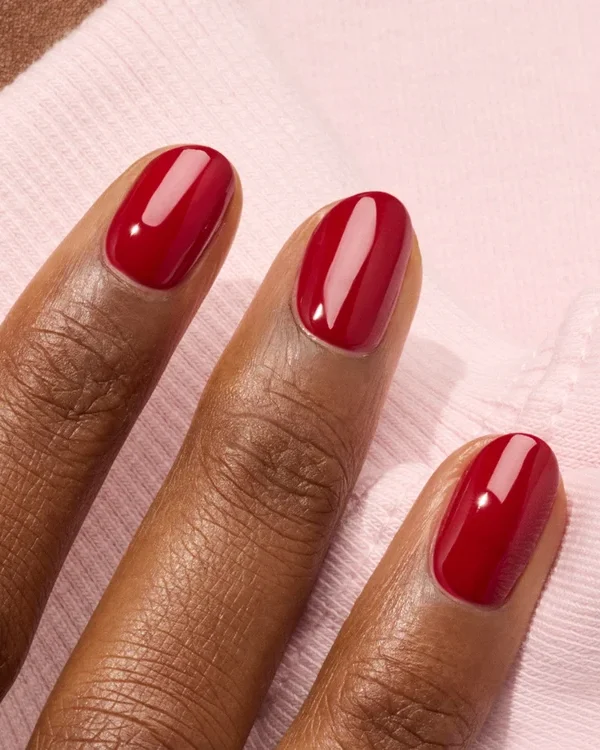 vernis à ongle manucures dark dahlia