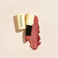 Pomponne-rouge-a-levres-naturel-bois-de-rose.jpg